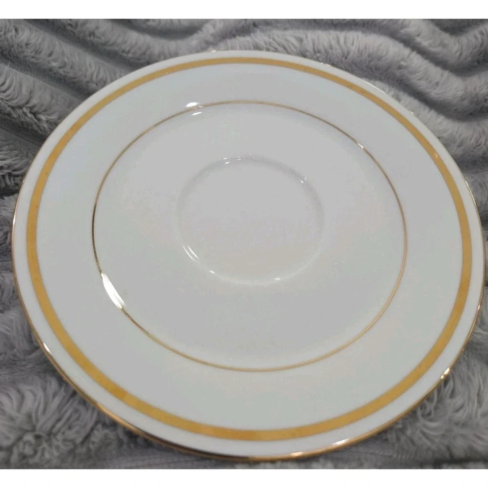 D'OR 011 Porcelain (Set of 4) 6 2/16 in. Plates White Gold China Glossy Printed